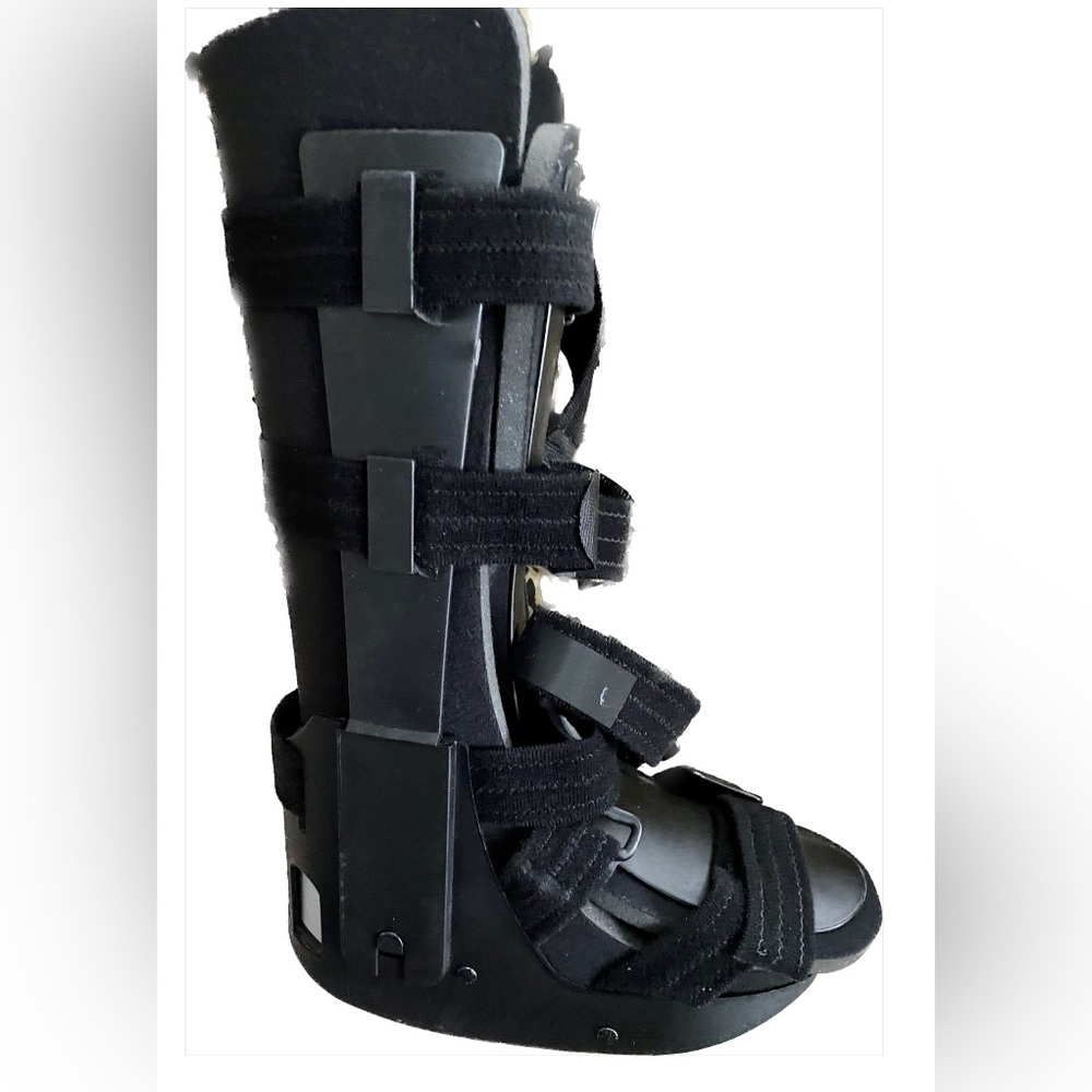 Steady Step Medical/Surgical Walking Boot - Picture 2 of 5